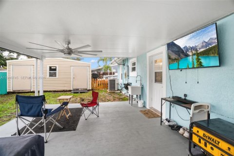 House in Pompano Beach, Florida 2 bedrooms, 103.77 sq.m. № 2048424 - photo 22