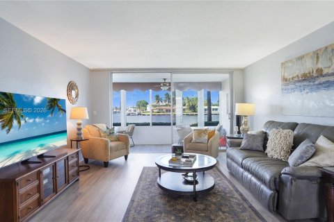 Copropriété à vendre à Pompano Beach, Floride: 1 chambre, 78.97 m2 № 2436113 - photo 12