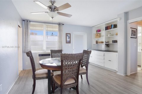 Copropriété à vendre à Pompano Beach, Floride: 1 chambre, 78.97 m2 № 2436113 - photo 25