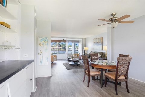 Copropriété à vendre à Pompano Beach, Floride: 1 chambre, 78.97 m2 № 2436113 - photo 30