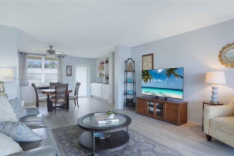 Copropriété à vendre à Pompano Beach, Floride: 1 chambre, 78.97 m2 № 2436113 - photo 16