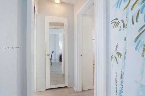 Copropriété à vendre à Pompano Beach, Floride: 1 chambre, 78.97 m2 № 2436113 - photo 20