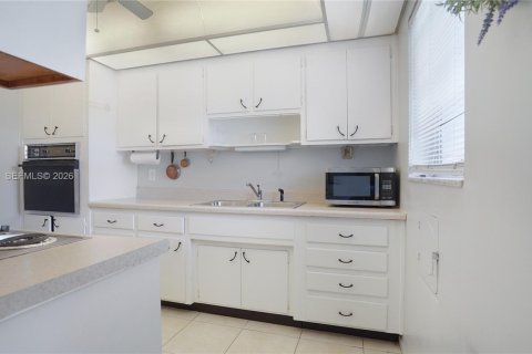 Copropriété à vendre à Pompano Beach, Floride: 1 chambre, 78.97 m2 № 2436113 - photo 27