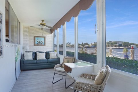 Copropriété à vendre à Pompano Beach, Floride: 1 chambre, 78.97 m2 № 2436113 - photo 6