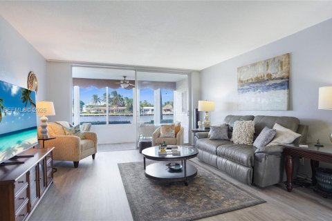 Copropriété à vendre à Pompano Beach, Floride: 1 chambre, 78.97 m2 № 2436113 - photo 11