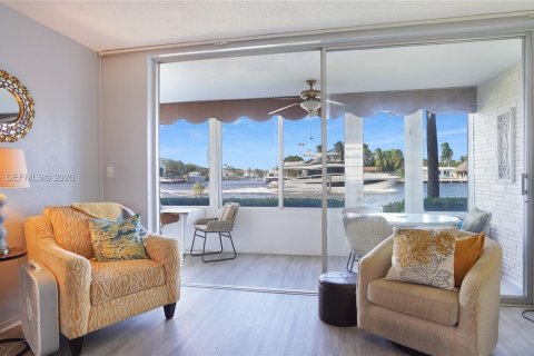 Copropriété à vendre à Pompano Beach, Floride: 1 chambre, 78.97 m2 № 2436113 - photo 14