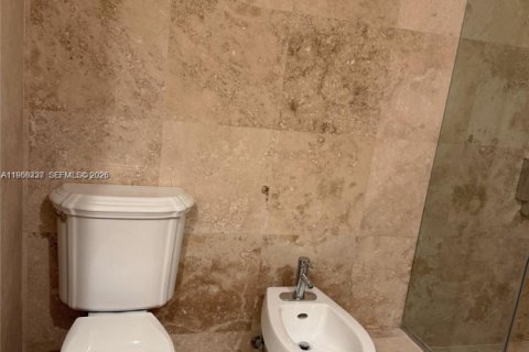 Купить таунхаус в Санни-Айлс-Бич, Флорида 3 спальни, 210.42м2, № 2028090 - фото 27