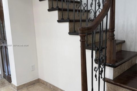 Купить таунхаус в Санни-Айлс-Бич, Флорида 3 спальни, 210.42м2, № 2028090 - фото 17