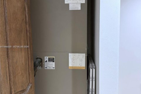 Купить таунхаус в Санни-Айлс-Бич, Флорида 3 спальни, 210.42м2, № 2028090 - фото 7