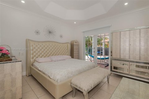 Купить виллу или дом в Майами, Флорида 4 спальни, 170.94м2, № 1933976 - фото 28