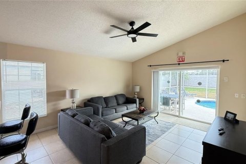 Villa ou maison à vendre à Kissimmee, Floride: 4 chambres, 183.48 m2 № 2099262 - photo 12