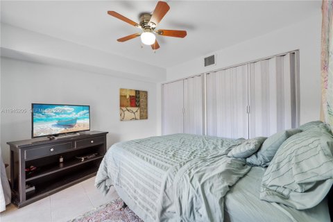 Купить таунхаус в Дейви, Флорида 3 спальни, 153.66м2, № 2054637 - фото 26