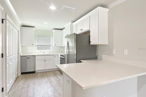 Immobilier commercial à vendre à Citrus Springs, Floride: 4 chambres, 182.83 m2 № 1903058 - photo 16