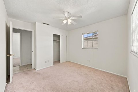 Villa ou maison à vendre à Pinellas Park, Floride: 4 chambres, 176.24 m2 № 2430447 - photo 23