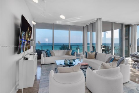 Condominio en venta en Miami Beach, Florida, 3 dormitorios, 198.16 m2 № 1863175 - foto 4