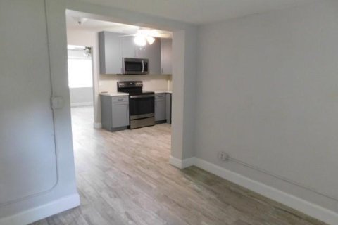House in Cooper City, Florida 3 bedrooms, 94.3 sq.m. № 2083996 - photo 20
