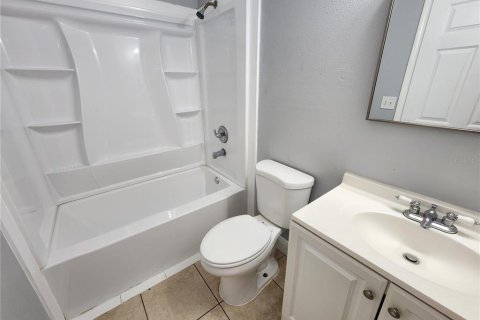 Casa en alquiler en Jacksonville, Florida, 4 dormitorios, 114.73 m2 № 1746829 - foto 4