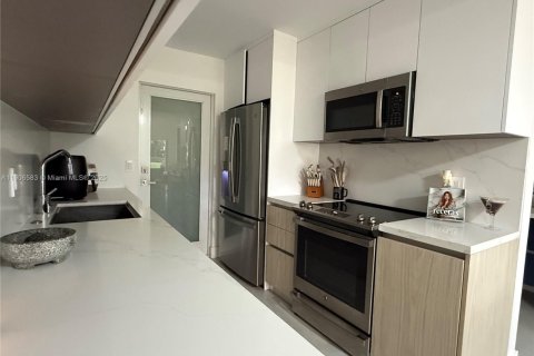 Touwnhouse à louer à Key Biscayne, Floride: 2 chambres, 96.8 m2 № 1957118 - photo 8