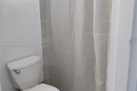 Appartement à louer à Hollywood, Floride: 1 chambre, 1112.04 m2 № 1947205 - photo 16