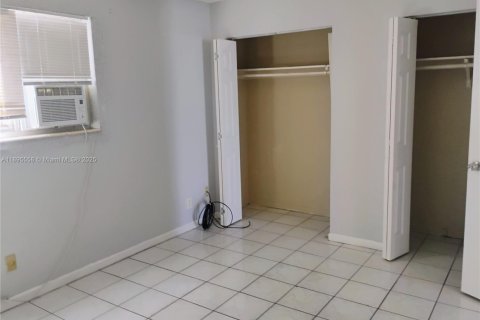 Appartement à louer à Hollywood, Floride: 1 chambre, 1112.04 m2 № 1947205 - photo 14