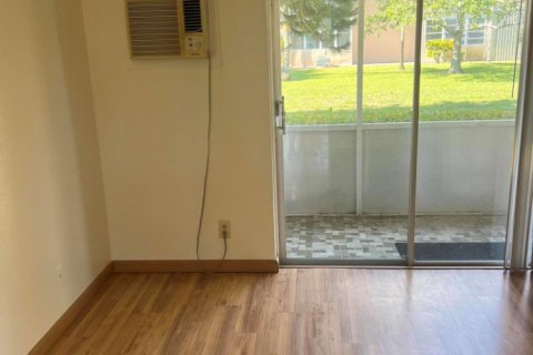 Copropriété à louer à West Palm Beach, Floride: 1 chambre, 60.01 m2 № 1207929 - photo 1