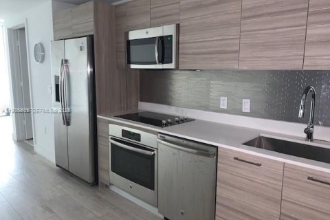 Снять в аренду кондоминиум в Майами, Флорида 1 спальня, 63.27м2, № 1984296 - фото 12