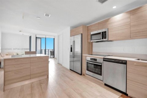 Снять в аренду кондоминиум в Майами, Флорида 1 спальня, 63.27м2, № 1984296 - фото 8