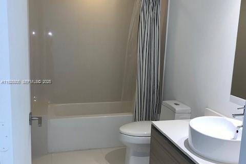 Снять в аренду кондоминиум в Майами, Флорида 1 спальня, 63.27м2, № 1984296 - фото 16