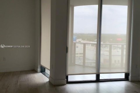 Снять в аренду кондоминиум в Майами, Флорида 1 спальня, 63.27м2, № 1984296 - фото 15