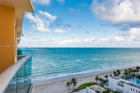 Condo in Hollywood, Florida, 1 bedroom  № 2245975