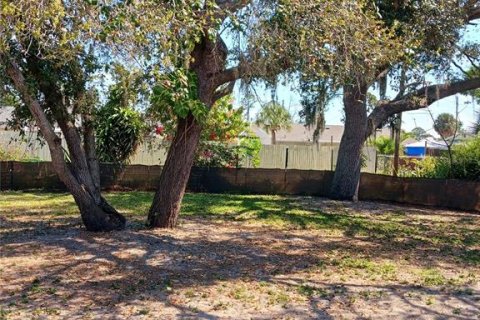 Villa ou maison à vendre à Port Charlotte, Floride: 3 chambres, 106.84 m2 № 2093089 - photo 23