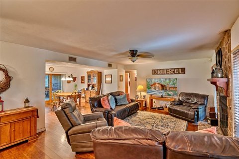 Villa ou maison à vendre à High Springs, Floride: 3 chambres, 162.86 m2 № 1913364 - photo 6