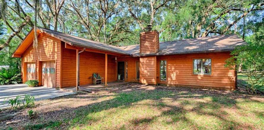 Villa ou maison à High Springs, Floride 3 chambres, 162.86 m2 № 1913364