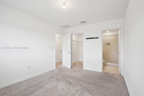 Townhouse in Homestead, Florida 4 bedrooms, 127.65 sq.m. № 2010217 - photo 28