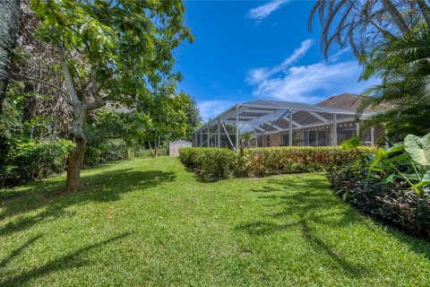 House in Vero Beach, Florida 3 bedrooms, 235.23 sq.m. № 2230205 - photo 20