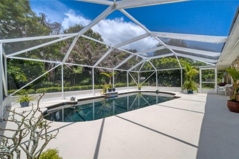 House in Vero Beach, Florida 3 bedrooms, 235.23 sq.m. № 2230205 - photo 17