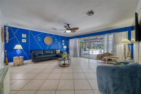 House in Vero Beach, Florida 3 bedrooms, 235.23 sq.m. № 2230205 - photo 24