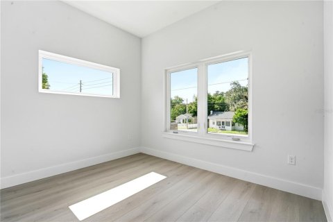Duplex in Orlando, Florida 3 bedrooms, 146.41 sq.m. № 2197143 - photo 21