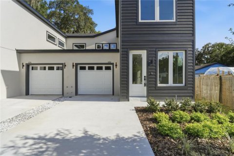 Duplex in Orlando, Florida 3 bedrooms, 146.41 sq.m. № 2197143 - photo 3