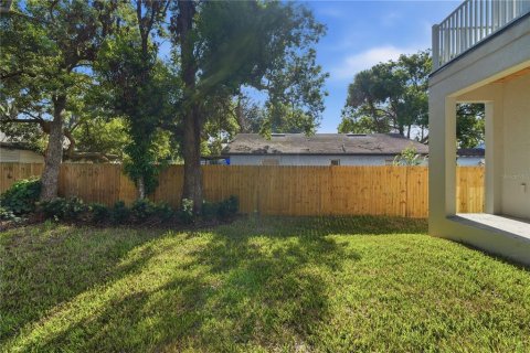 Duplex in Orlando, Florida 3 bedrooms, 146.41 sq.m. № 2197143 - photo 30