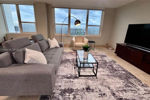 Condominio en alquiler en Hollywood, Florida, 2 dormitorios, 126.35 m2 № 1926020 - foto 19