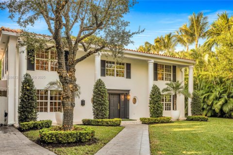 House in Miami, Florida 4 bedrooms, 314.94 sq.m. № 1988724 - photo 9