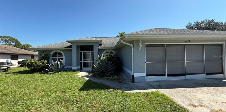 Villa ou maison à North Port, Floride 3 chambres, 140.75 m2 № 1915195
