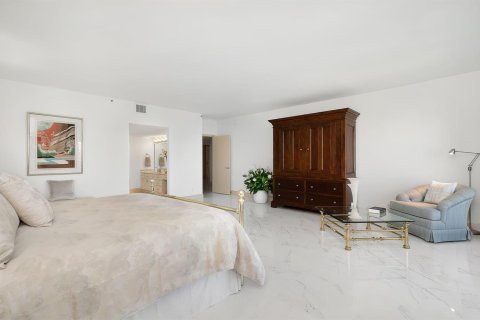 Copropriété à vendre à Boca Raton, Floride: 2 chambres, 199.74 m2 № 2247693 - photo 11