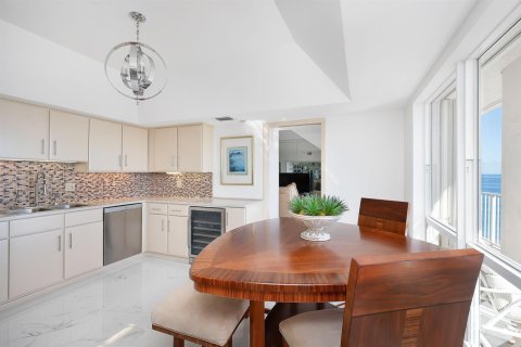 Copropriété à vendre à Boca Raton, Floride: 2 chambres, 199.74 m2 № 2247693 - photo 8