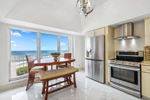 Copropriété à vendre à Boca Raton, Floride: 2 chambres, 199.74 m2 № 2247693 - photo 9