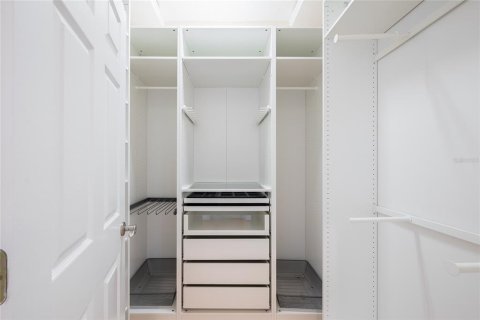Купить виллу или дом в Орландо, Флорида 6 комнат, 269.42м2, № 2095574 - фото 19