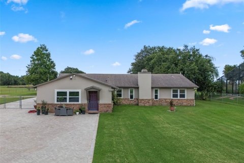Купить виллу или дом в Киссимми, Флорида 8 комнат, 259.2м2, № 2147961 - фото 2