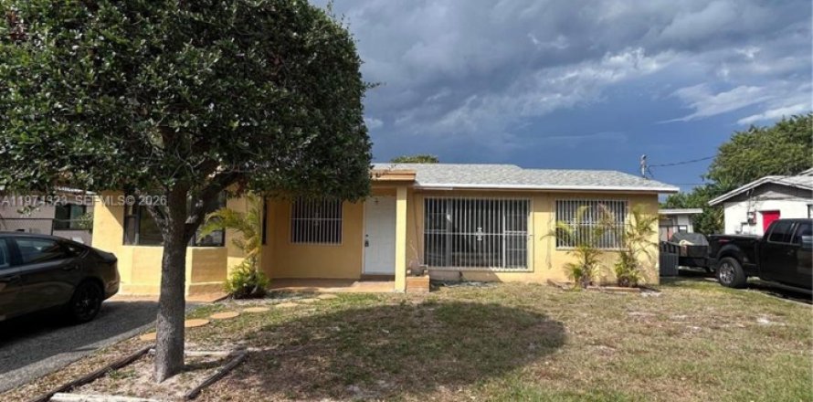 Casa en Deerfield Beach, Florida 4 dormitorios, 106.74 m2 № 2036606