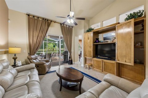 Casa en venta en Clermont, Florida, 2 dormitorios, 132.11 m2 № 2383907 - foto 5